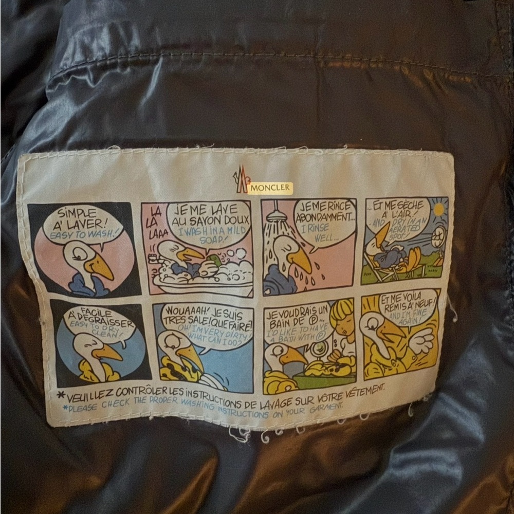 Worn Once Like New Moncler Black Puffy Down Quilted Vest Men’s 6 - Picture 4 of 9